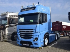 Truckstar Festival 2025: Actros z pełną salonką, bez gwiazdy, w nordyckim stylu