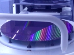 Samsung będzie produkował chipy AI6 dla Tesli. Technologia „2 nm”. Teraz wytwarza AI4