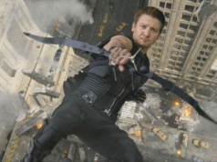 Jeremy Renner szykuje się do 2. sezonu Hawkeye’a. Wypadek go nie złamał