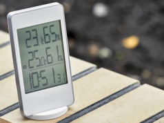 Deszczowe lato. Te nowoczesne stacje meteo pozwolą monitorować kapryśną pogodę