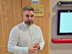 Sprzeciwił się obostrzeniom i otworzył klub. Sąd uniewinnił właściciela Face 2 Face