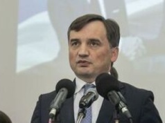 Przymusowe doprowadzenia Zbigniewa Ziobry: jest wniosek do sądu
