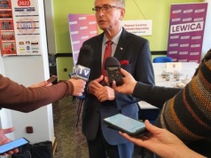 Poseł Tomaszewski chce zniesienia dwukadencyjności w samorządach. „Przyklejanie się do stołków” czy obrona demokracji lokalnej?