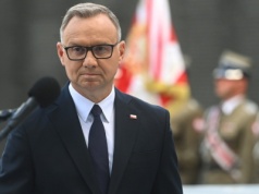 Prezydent Dodebrał odznaczenie współpracownicy SB. Donosiła na ks. Blachnickiego