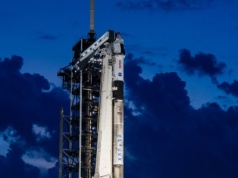 Kolejna załoga leci na ISS. Trójka astronautów i rosyjski kosmonauta