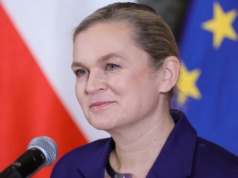 Po fali krytyki MEN wstrzymuje zmiany w podstawówkach. 