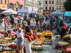 Miłośnicy rzeczy niezwykłych ponownie opanują Świdnicę. Zbliża się sierpniowa giełda staroci
