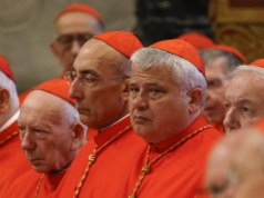 Gorzkie słowa polskiego kardynała. Zaapelował do rodaków