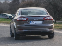 Tak przygotujesz auto na długą podróż. 6 punktów i możesz jechać