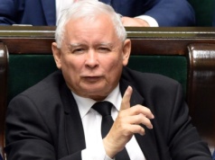PiS wyrzuca dwóch członków po głośnej aferze w ośrodku