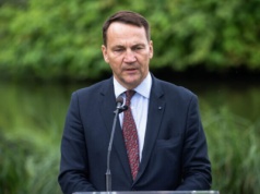 Sikorski: Polska jest winna Ukrainie wdzięczność