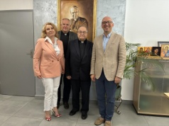 Tadeusz Rydzyk na Podkarpaciu. Tematem m.in. restauracja klasztoru, w którym internowano prymasa Wyszyńskiego