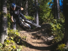 Marzyłeś o takim górskim rowerze. Ten e-bike zmienia definicję e-MTB