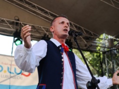 Julian Werner z Zespołu Pieśni i Tańca Halka zaśpiewa w Koszęcinie