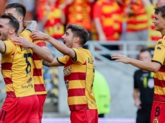 Siedem goli, zmarnowany rzut karny, czerwona kartka. Jagiellonia odwróciła szalony mecz [WIDEO]