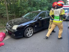 Z województwa: samochód wjechał w pielgrzymkę. Są ranni