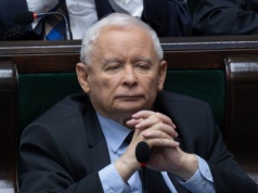 Jarosław Kaczyński z karą od sejmowej komisji. Wraca awantura z Giertychem