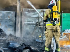 Pożar w Bochni opanowany, służby badają stan powietrza