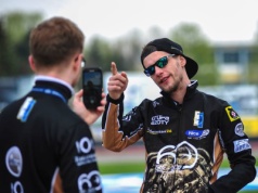 Żużel. Transfer Artura Mroczki do Unii Tarnów. „Szczerze…? Nic o tym nie wiem”