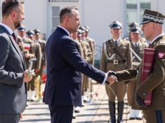 Prezydent wręczył nominacje generalskie oficerom Wojska Polskiego