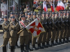 Wielka defilada, otwarcie muzeum w Ossowie. Obchody Święta Wojska Polskiego w Warszawie