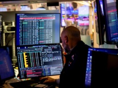 Minimalne zmiany indeksów w USA. Rekord S&P500