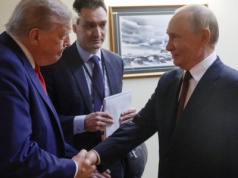 Złoty mocny po spotkaniu Trump-Putin