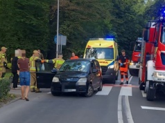 Trzy dziewczynki potrącone na pasach. Kierowca bez uprawnień