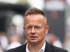 Szef MSZ Węgier oskarżył Ukrainę o zakłócenie dostaw ropy z Rosji w wyniku ataku na ropociąg