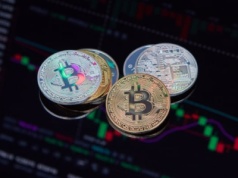 Bitcoin z 30% szansą na szczyt, potem korekta do 60–70 tys. i rajd do 500 000 USD