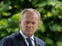 Pół miliarda złotych dla naukowców nadal zamrożone. Wina formalności rządu