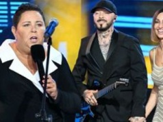 Paweł Rurak-Sokal z "Blue Cafe" pojawił się na scenie w Sopocie ze świeżo upieczoną ŻONĄ!