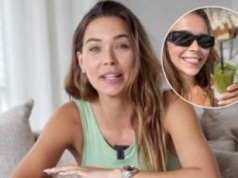 Sandra Kubicka wypoczywa w Grecji. Pokazała się w bikini rok po urodzeniu syna [ZDJĘCIA]