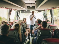 Wsiadają do Kinobusu i ruszają w Polskę. "Najbardziej lubimy kina zapomniane"