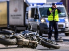 Kolejny wypadek z udziałem motocyklisty w Krakowie