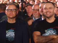 Uderzające różnice. Varga porównuje wywiady Andrzeja Dudy i Karola Nawrockiego