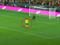 Ronaldo był sam na sam z bramkarzem. Niewiarygodne, co zrobił