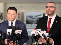 Najnowszy sondaż partyjny pokazuje, za kim naprawdę są Polacy! Mentzen i Braun trium…