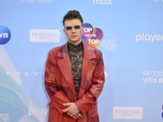 Chris Cugowski odcina się od słynnych braci i ojca? Na festiwalu w Sopocie objawił się jako "Phero"