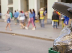 250 euro za niedopałek papierosa, do 350 euro za nieusunięte psie odchody