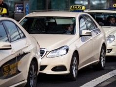 Po 50 latach czas na historyczne zmiany. To koniec taxi w kolorze 