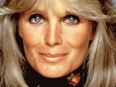 Wszyscy pamiętają ją z roli Krystle Carrington w "Dynastii".  Co dziś słychać u Lindy Evans?