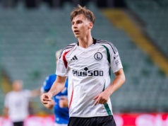 Transfer Ziółkowskiego stoi w miejscu. „Legia otwarta na inne propozycje”