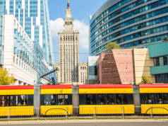 Z ostatniej chwili! Gigantyczna awaria prądu w Warszawie. Ludzie uwięzieni w tramwajach
