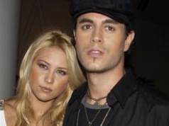 Anna Kournikova sfotografowana z DZIEĆMI! Tak dziś wyglądają pociechy, których doczekała się z Enrique Iglesiasem