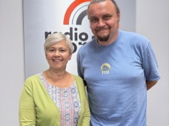 Tak to czuję. Dlaczego zakładamy maski? [PODCAST]