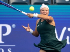 Deszcz pokrzyżował plany. Rosjanka czeka na rywalkę w finale