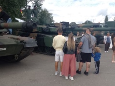 Przysięga nowych ochotników i wojskowy piknik. Święto terytorialsów w Toruniu [zdjęcia]
