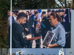 Zełenski w Dniu Niepodległości: Ukraina nie jest ofiarą, jest wojownikiem