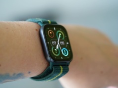 Recenzja Motorola Moto Watch Fit. Styl na pierwszym miejscu
